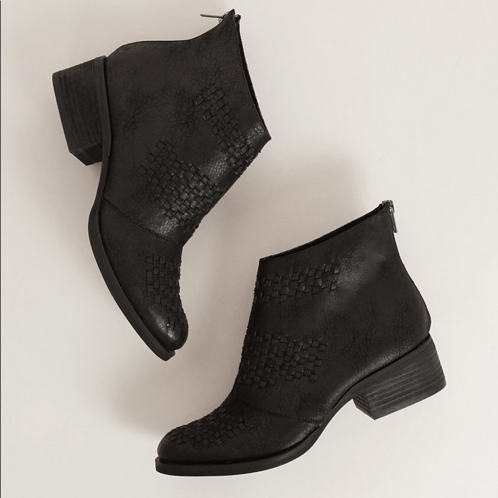 Black Woven Distressed Boho Ankle Booties - Picture 2 of 5